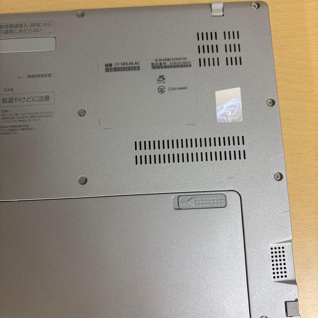 【ナタデココ】 Panasonic レッツノート16GB 美品