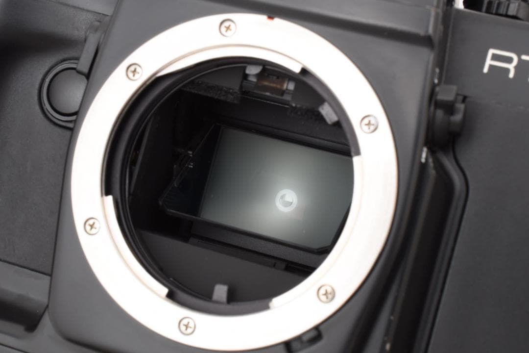 美品 CONTAX RTS III 3 ボディ 一眼レフ フィルム カメラ