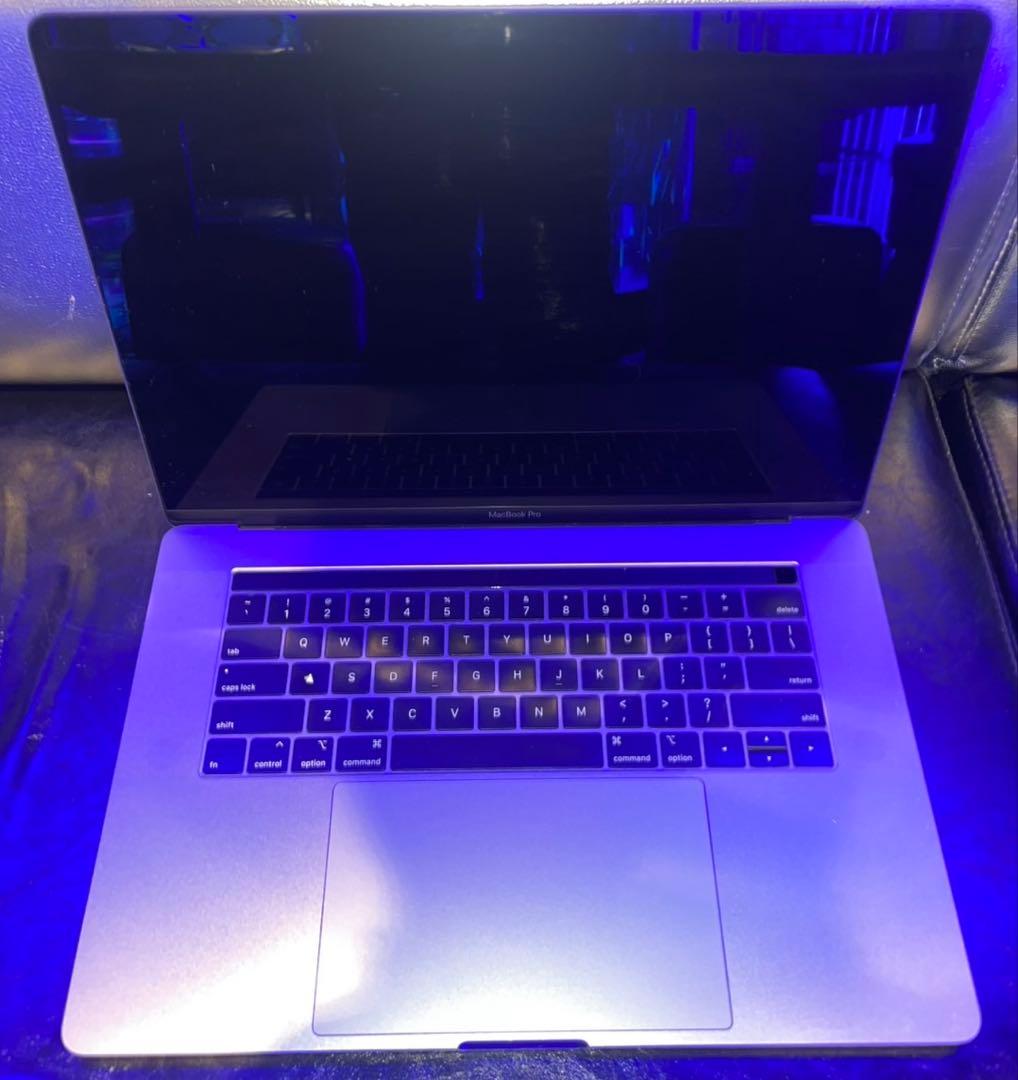MacBook Pro 2018 メモリ16gb ssd512gb 15inch