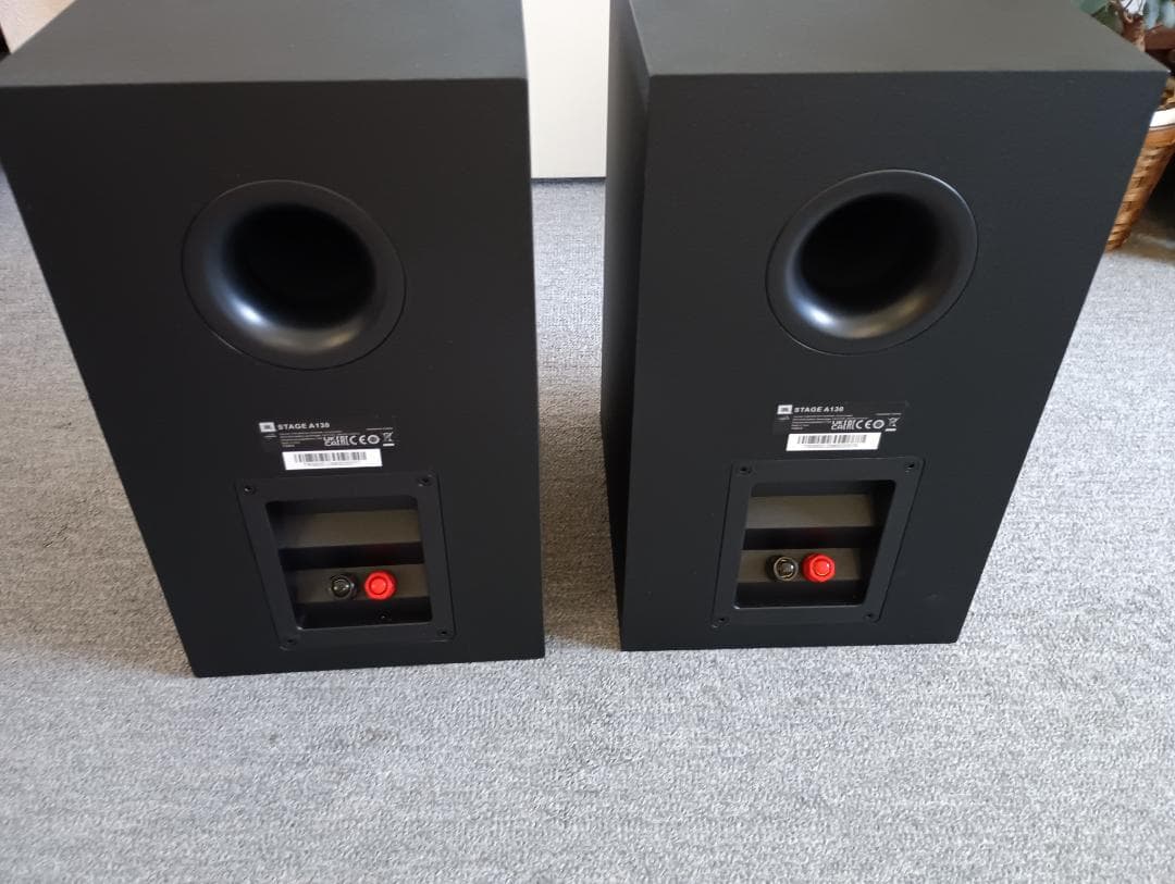 新品同様　JBL STAGE A130 ブラック スピーカー