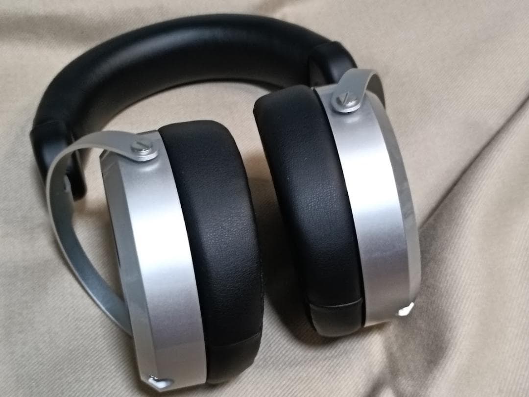ヘッドホン Hifiman HE400se