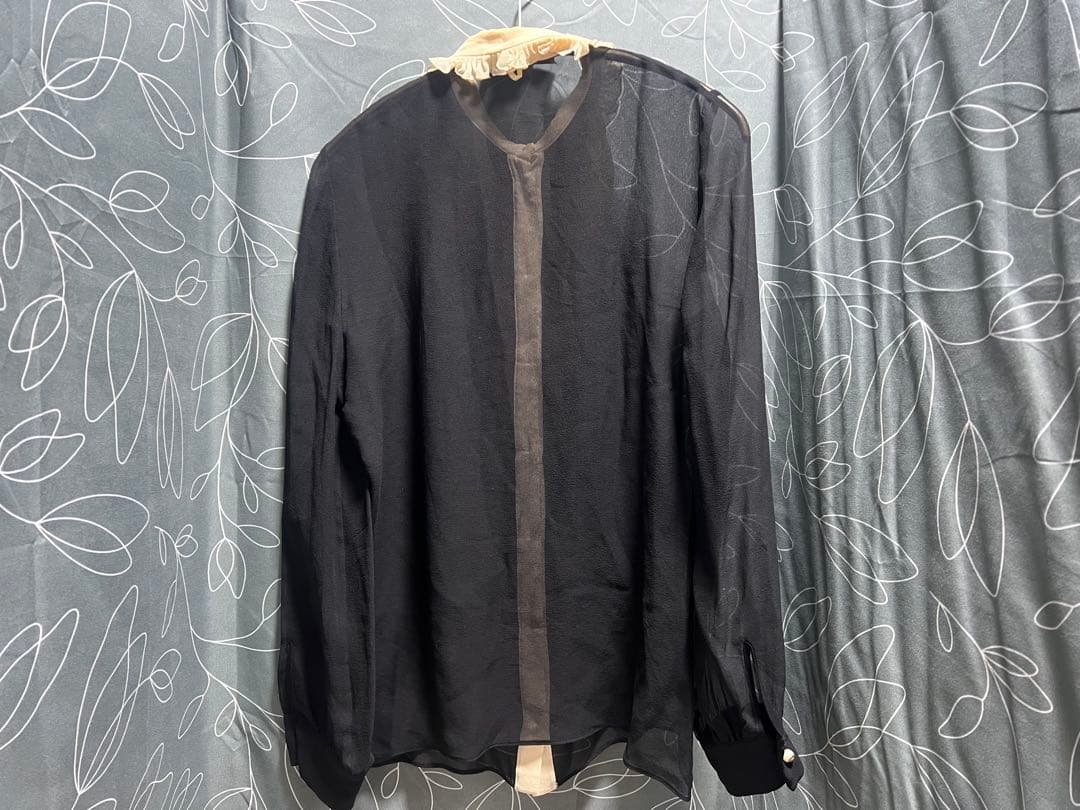 GUCCI シルクブラウス