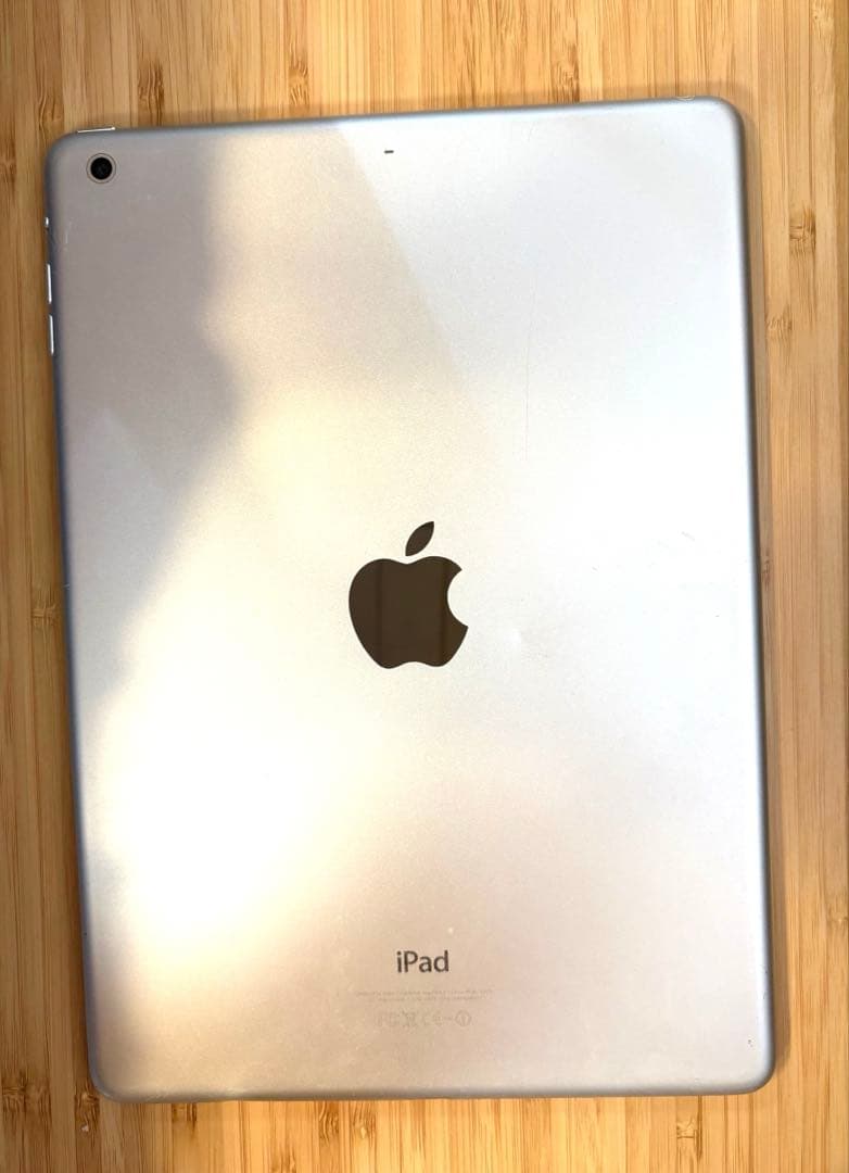 チ*コ様 Apple iPad Air 第一世代　128GB シルバー 動作確認