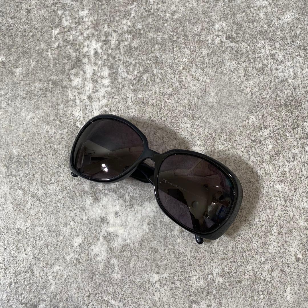 YSL イブサンローラン　サングラス　カサンドラ　ロゴ金具　ブラック　黒