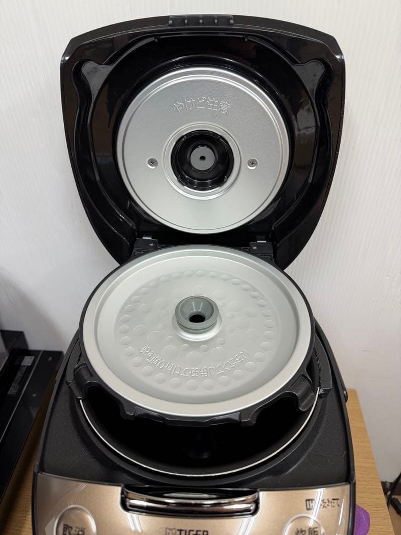 TIGER タイガー IH炊飯器 JKT-P100 1.0L 2021年製