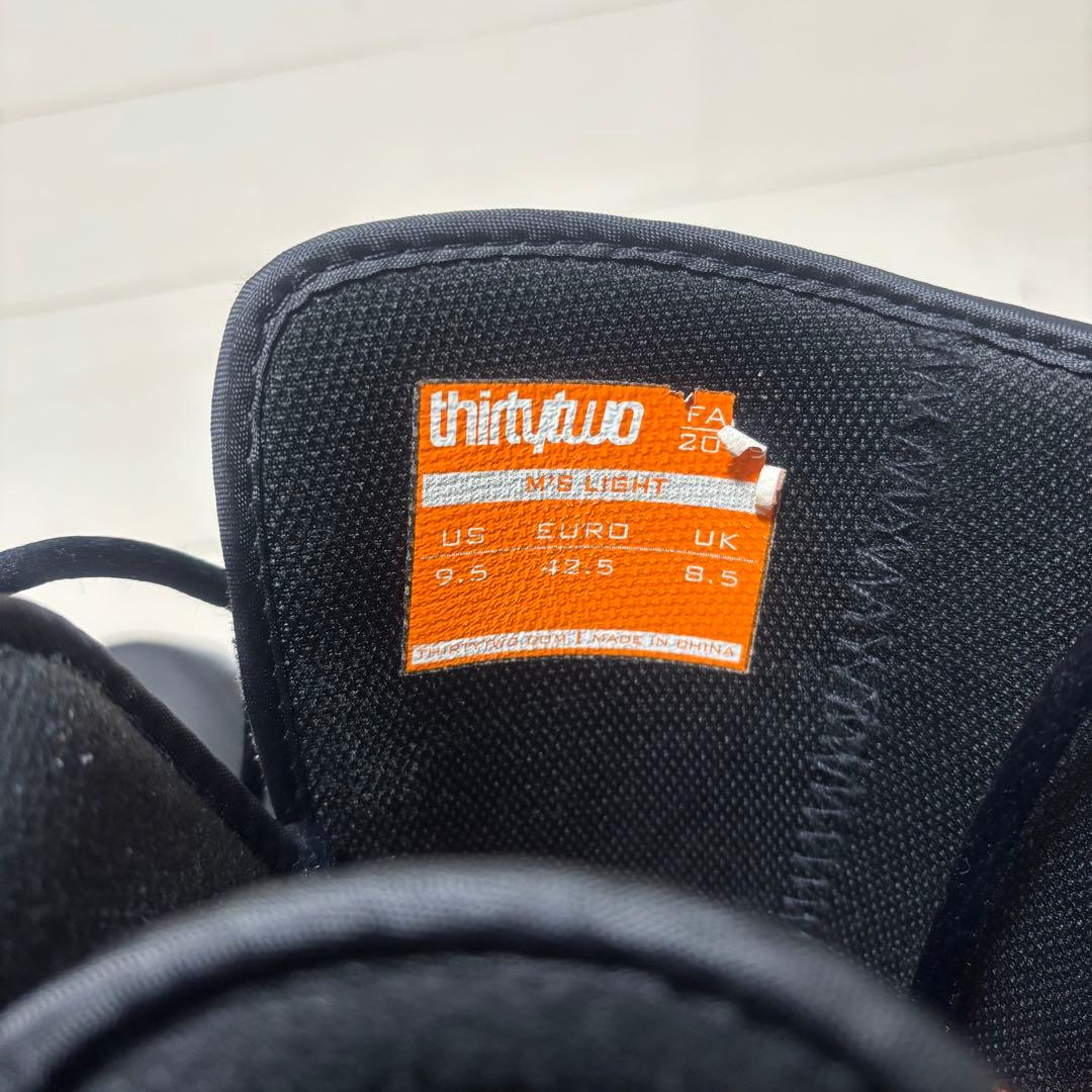 thitytwo 32 サーティートゥー スノーボードブーツ