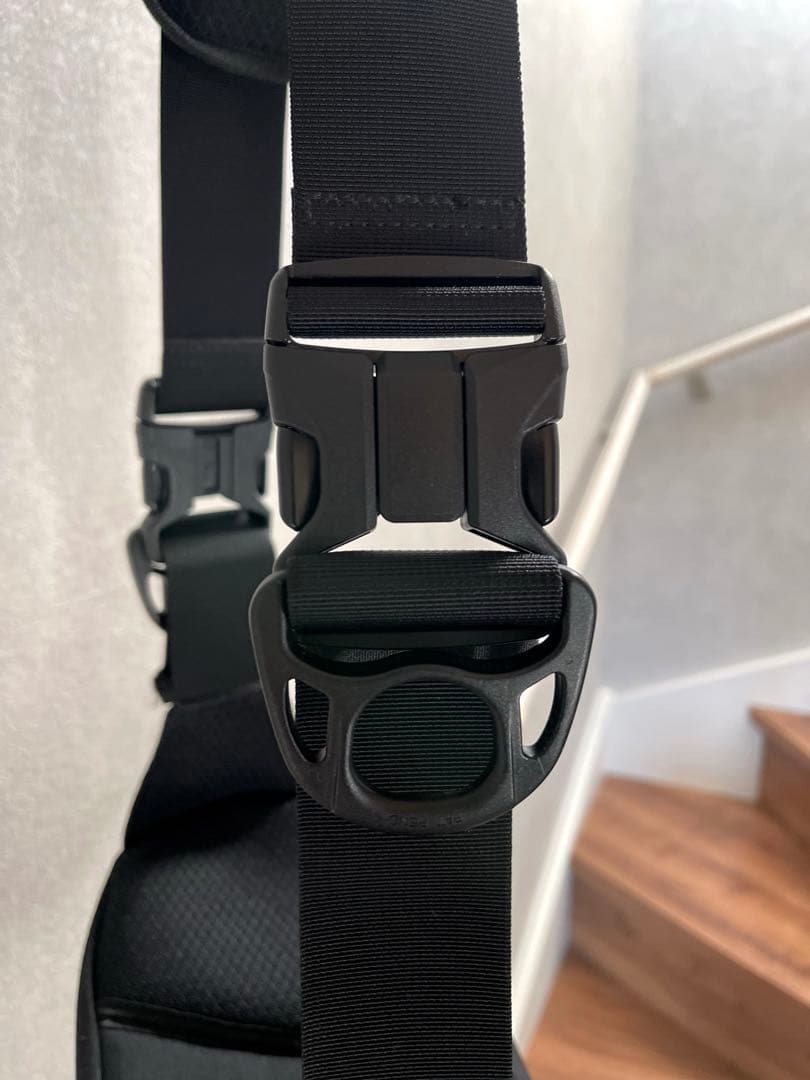 【美品】Hugoo（ハグー）ヒップシートキャリア　黒