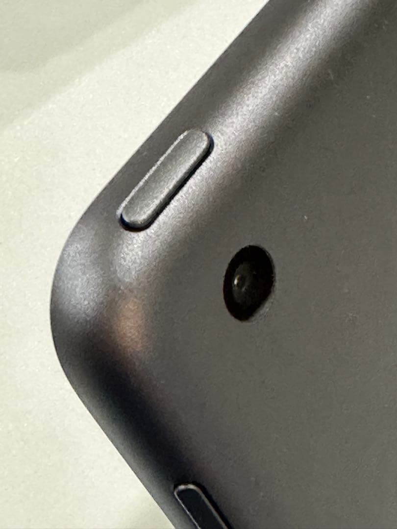 iPad 第七世代 Wi-Fi 128GB Space Gray