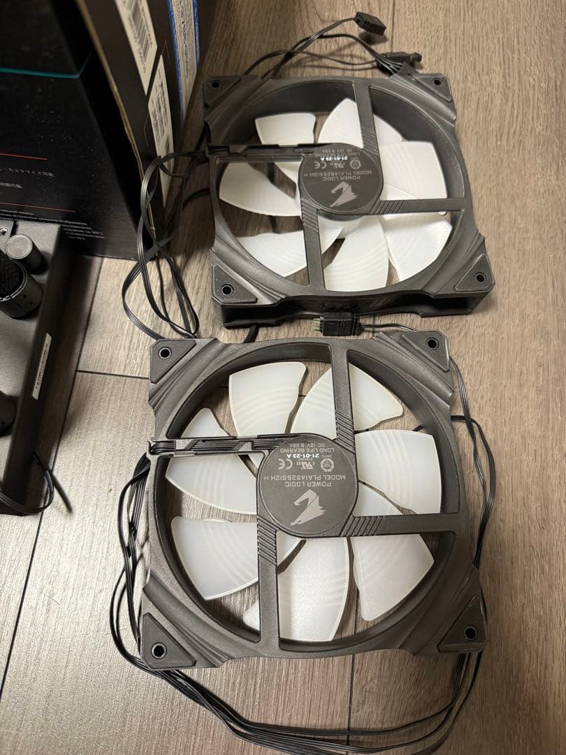 AORUS WATERFORCE X 280 簡易水冷　CPUクーラー