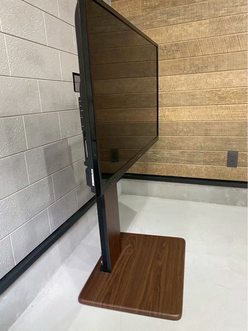 テレビとテレビ台