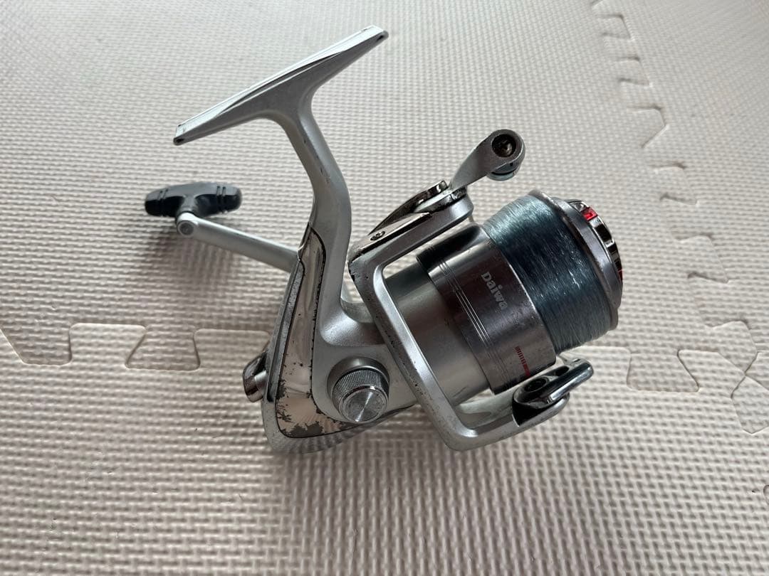 ダイワスピニングリール4000×2機 2500まとめ売り