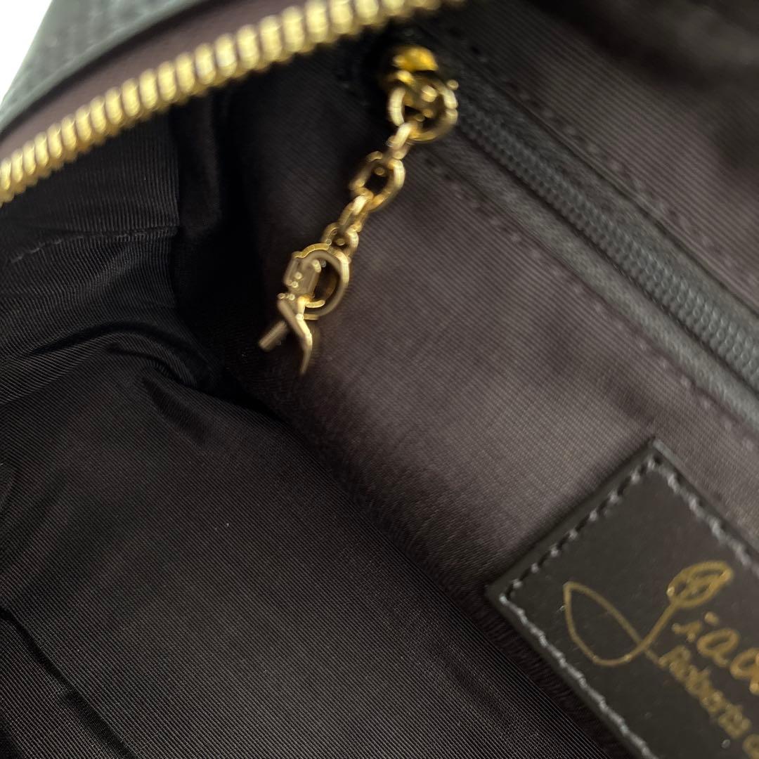 極美品 ロベルタディカメリーノ　ハンドバッグ プリマオステス 自立型