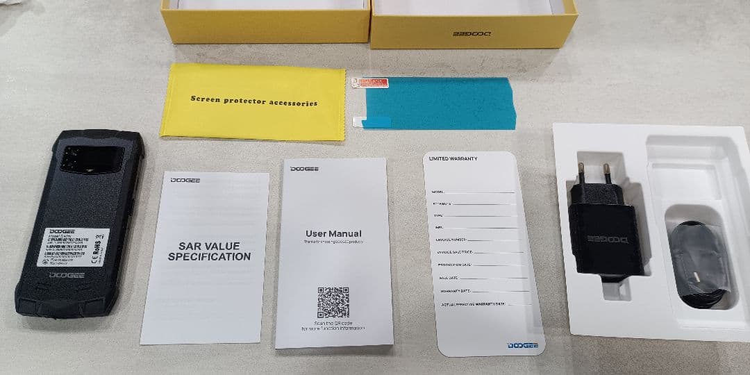 doogee s miniシムフリー RAM（8GB+7GB）　ROM256GB