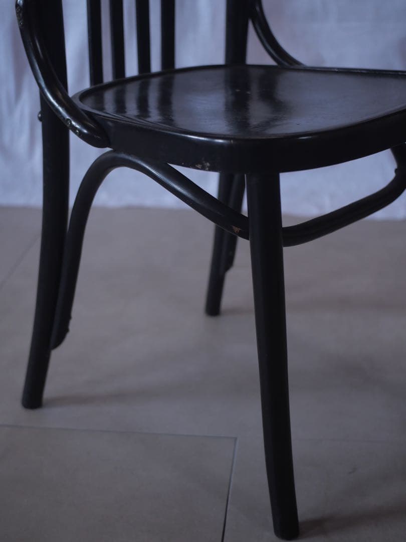 ①椅子　曲木　黒　ダイニングチェア　古家具　古道具　アンティーク　昭和レトロ