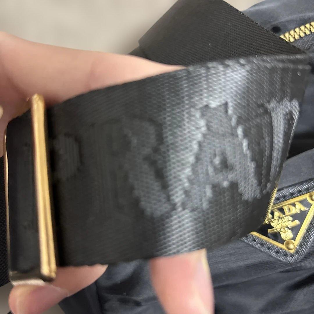 PRADA ブラック ナイロン ショルダーバッグ