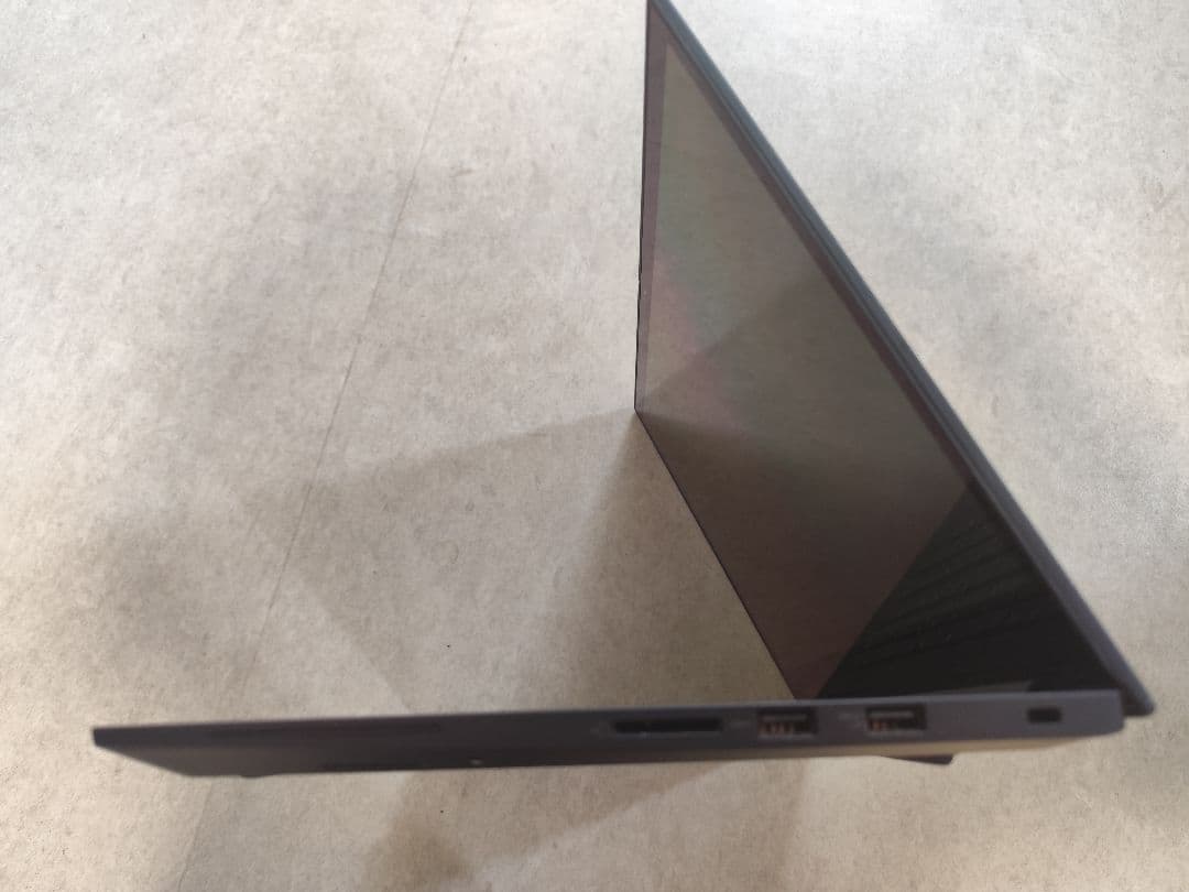 Windowsノート本体 ThinkPad P1Gen2 Xeon 64GB 1TB NVIDIA GPU