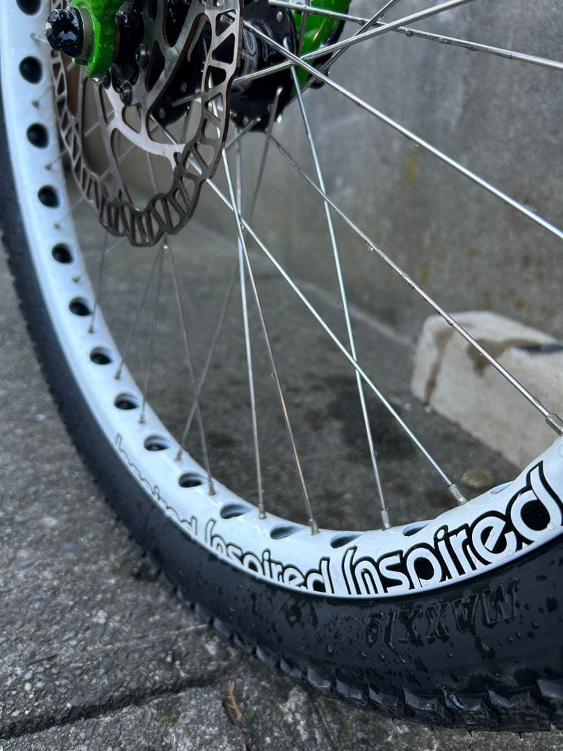 Inspired fourplay ストリート トライアルバイク HOPE仕様