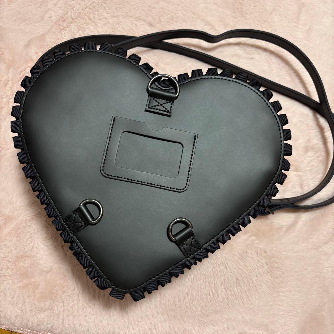 Dr.Martensドクターマーチン　ハート　バックパック　フリル　ブラック