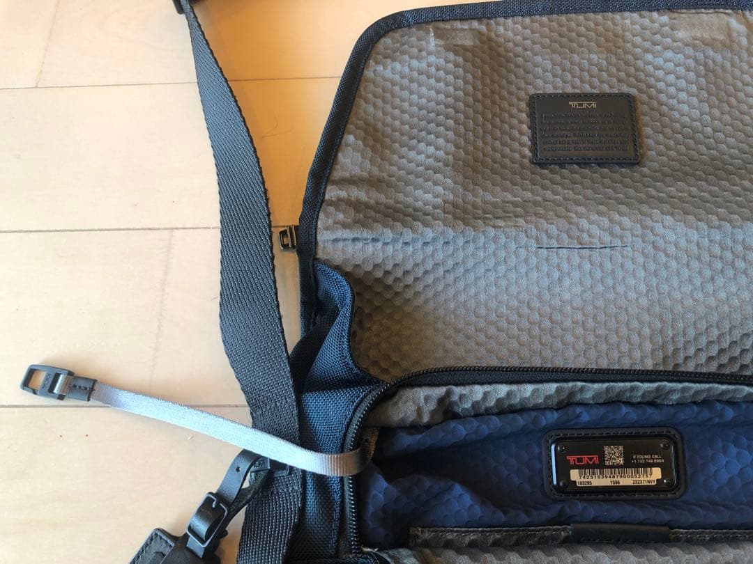 TUMI ショルダーバッグ トゥミ