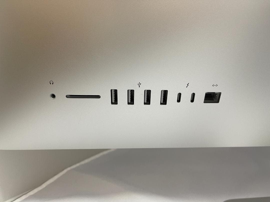 Macデスクトップ iMac 2019 Core i5/64GB/Radeon Pro Vega48