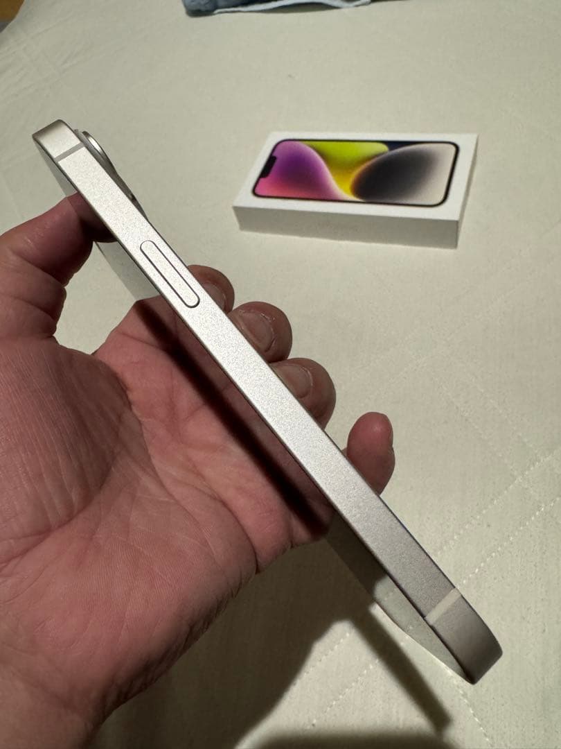 tuki 様 iPhone 14 スターライト 128GB 本体