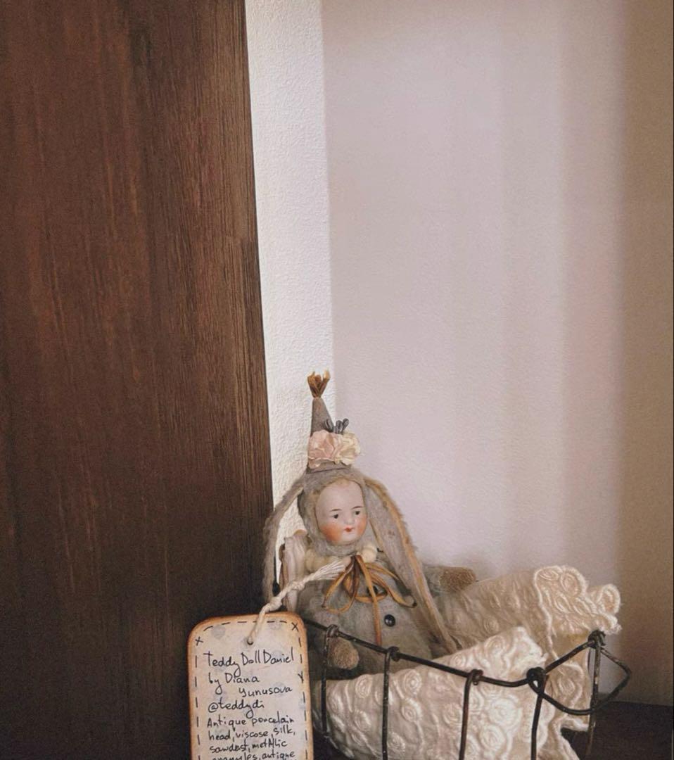 ロシアアーティスト作品　うさぎドール