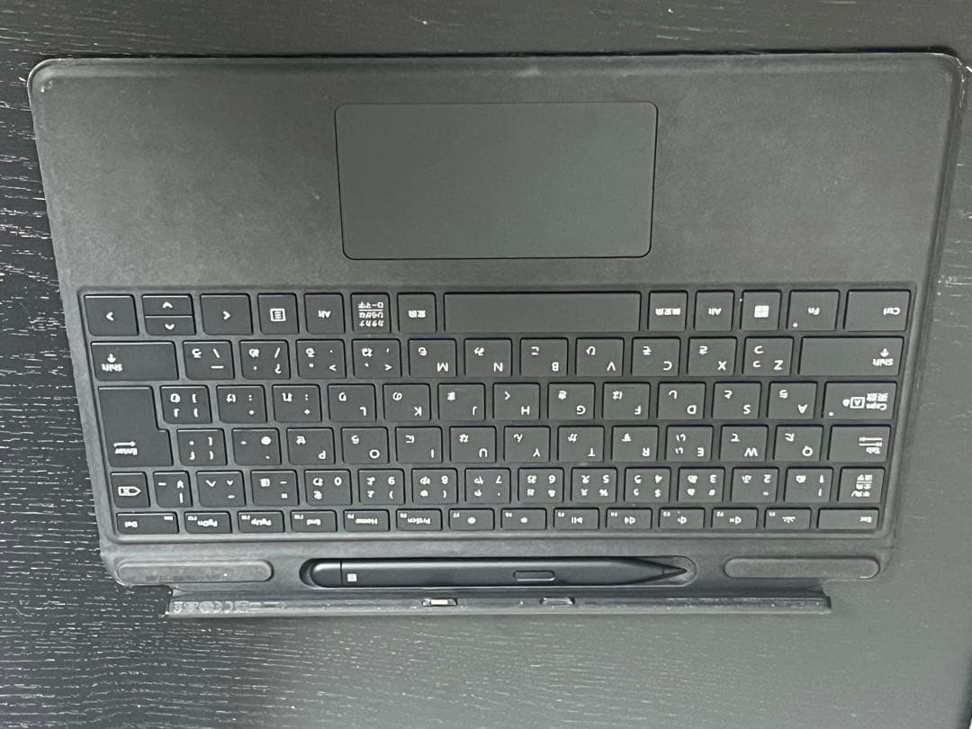 Microsoft Surface Pro8 12.3インチ シルバー 本体