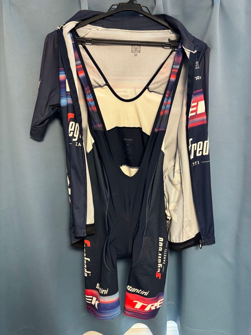 TREK-SEGAFREDO トレック・セガフレード チームジャージ　上下セット