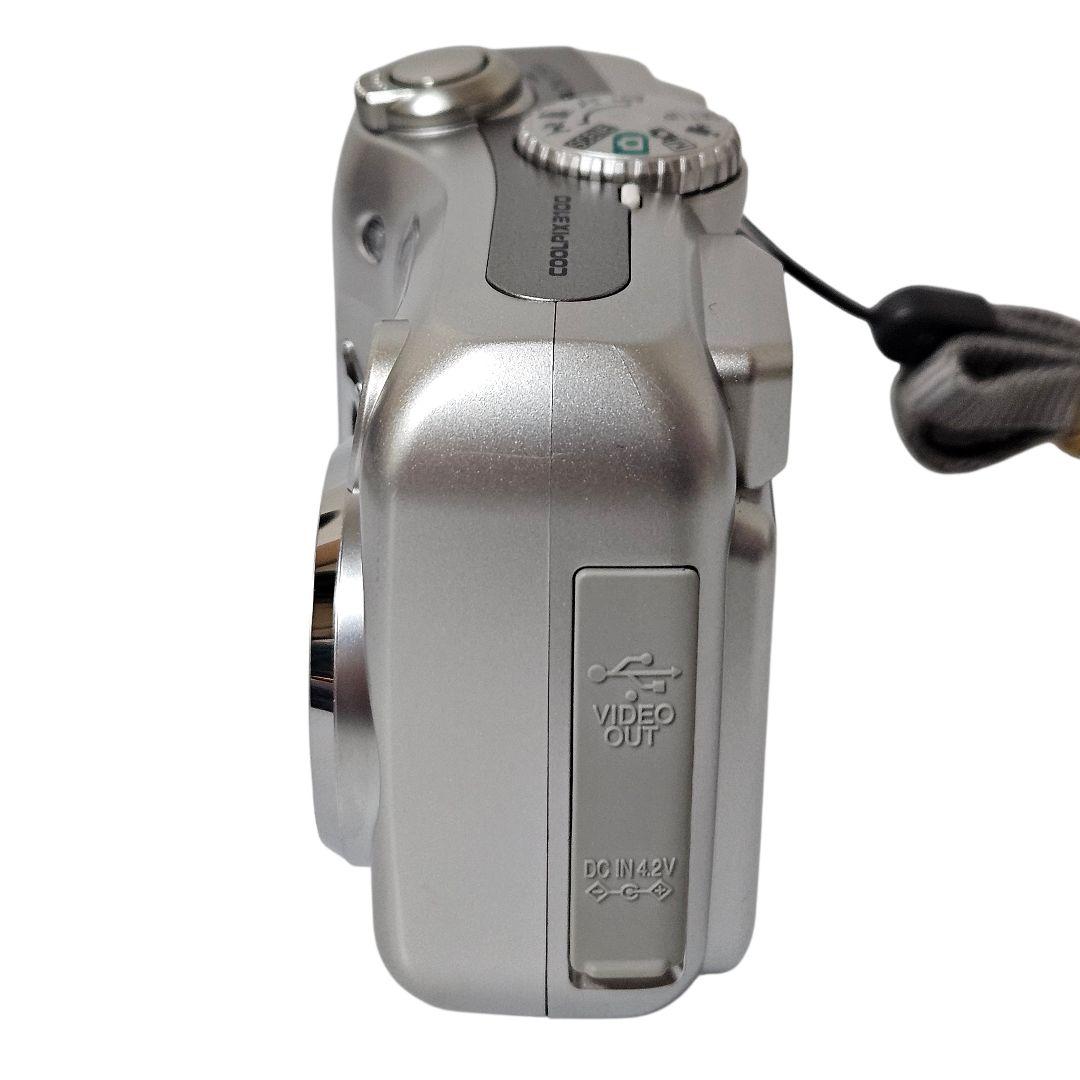 Nikon ニコン COOLPIX 3100 コンパクトデジタルカメラ