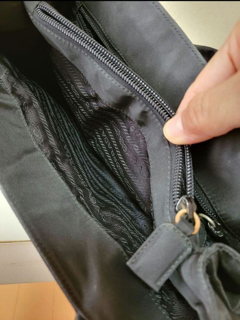 PRADAプラダ　テスート　ナイロン　ハンドバッグ　黒無地　ロゴ