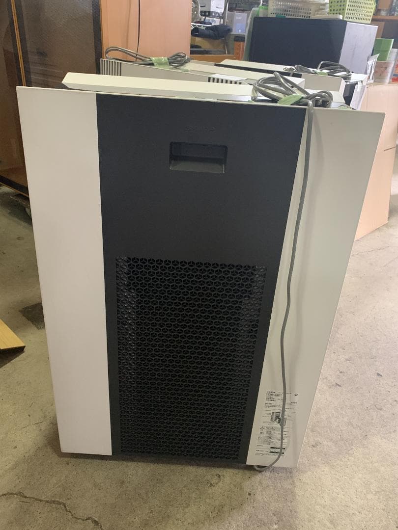 K★203 シャープ 空気清浄機 FU-M1400-W　2020年