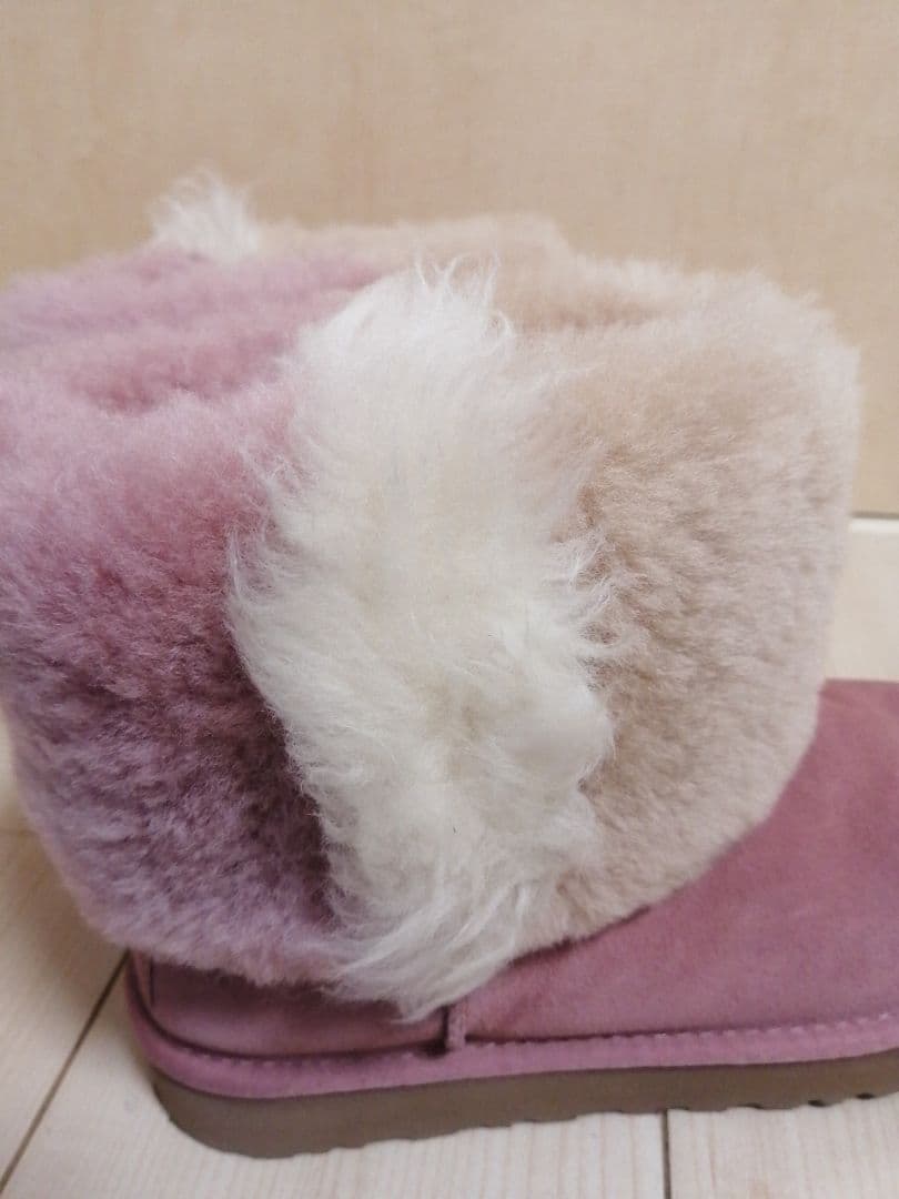 希少 アグ クラシック ミニ ウィスプ ブーツ 25.0cm