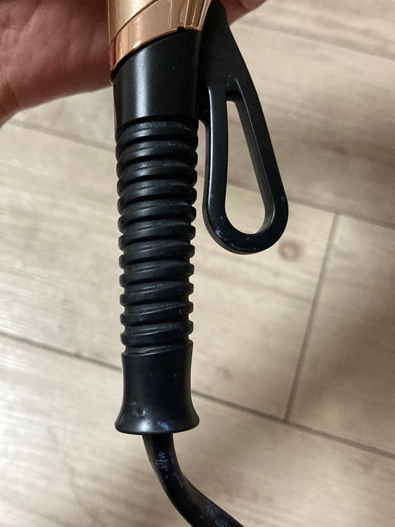 値下げレプロナイザー4Ｄ　ヘアドライヤー