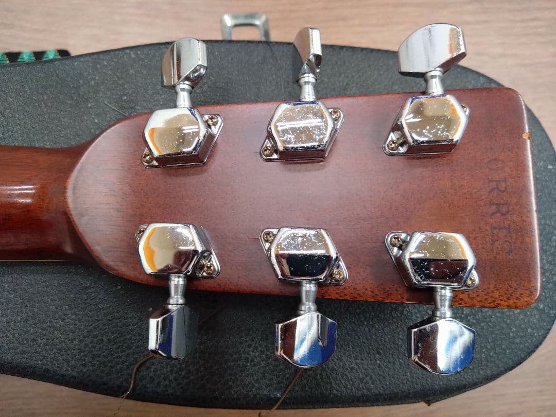 モーリス　Morris w-25 アコースティックギター ハードケース付き