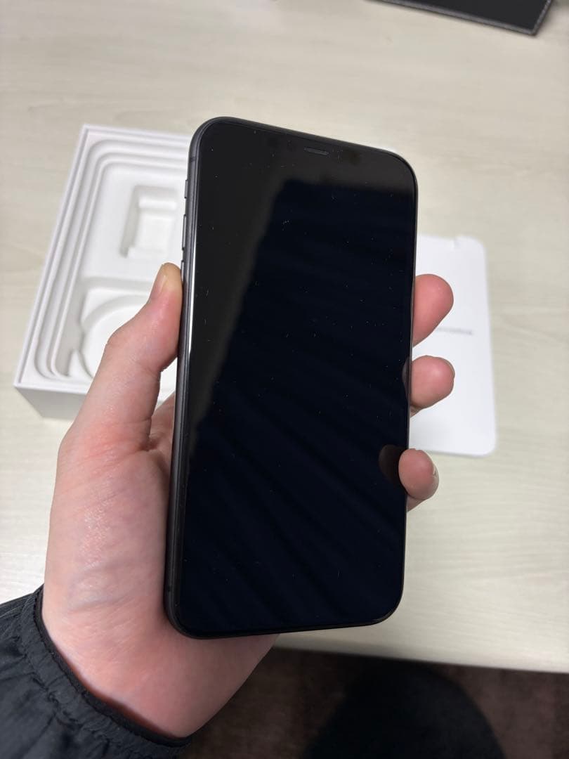 Apple iPhone 11 ブラック　128GB