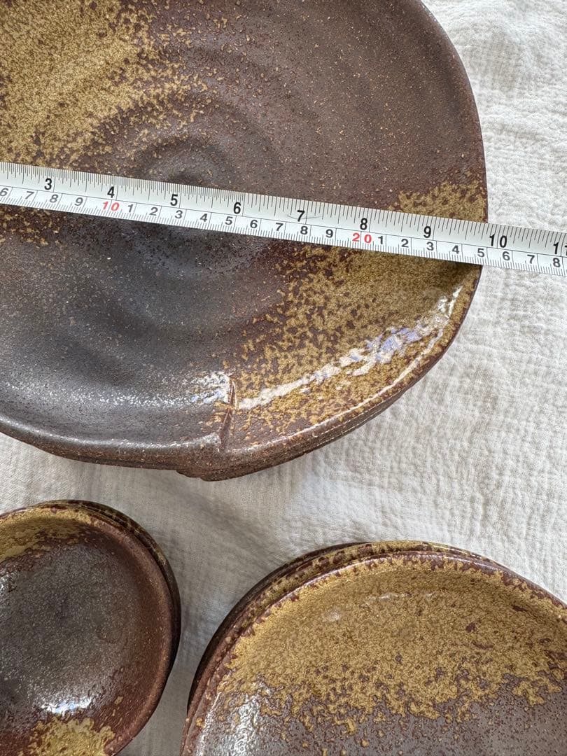 ブラウンとゴールドの陶器食器セット 32点おまとめ