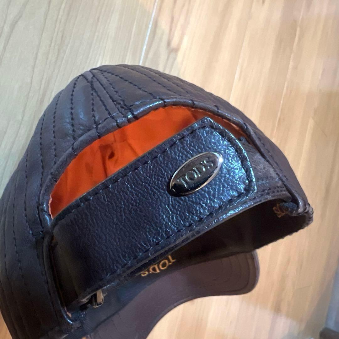 TOD'S 本革キャップ