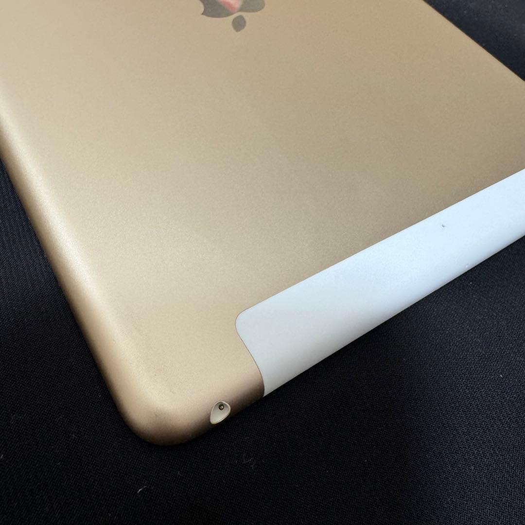 iPad第5世代／32GB／ゴールド セルラーモデル