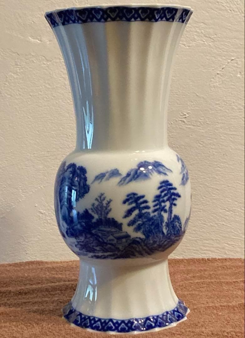 香蘭社 染付 山水 花瓶 花生 花器 フラワーベース 陶器フレア型 木箱付き