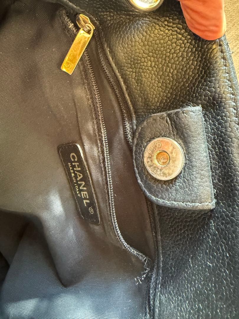 CHANEL シャネル デカ ココマーク キャビアスキン チェーン