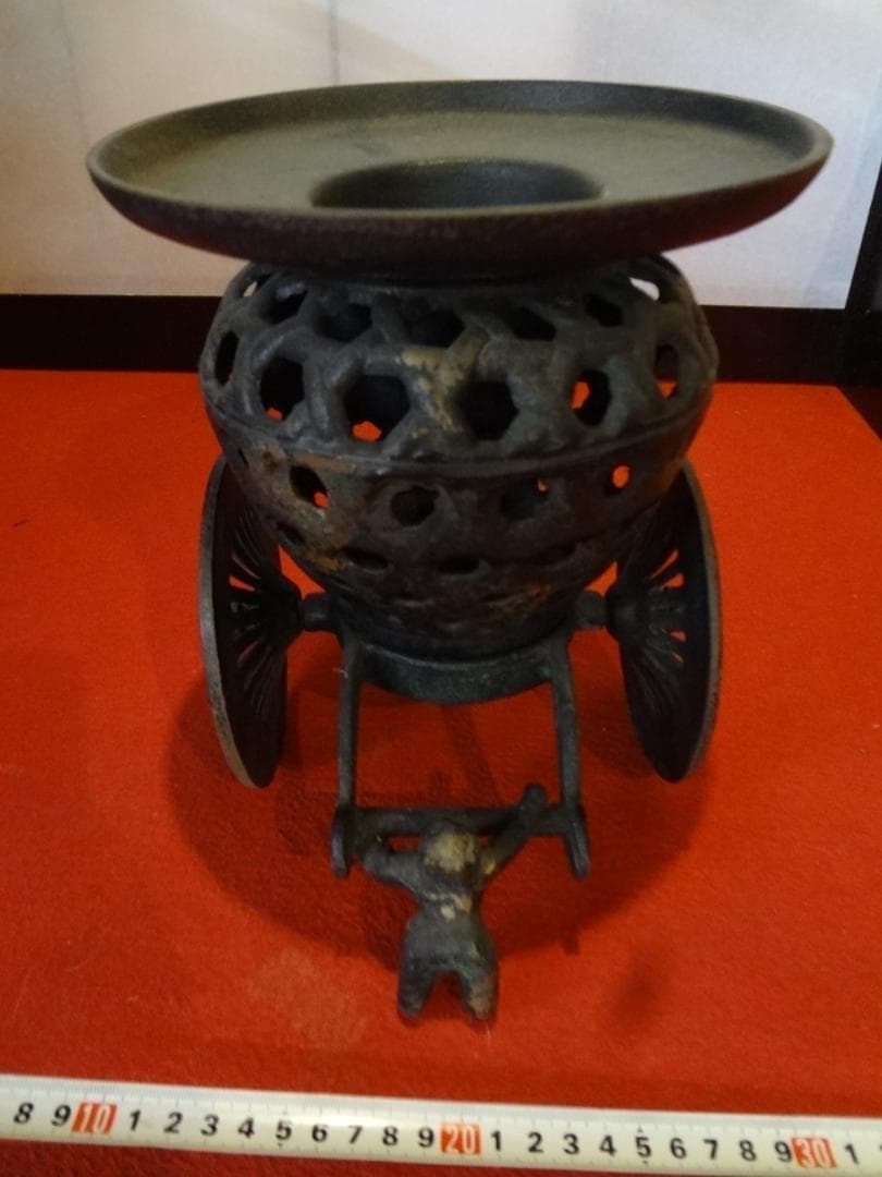 アンティーク・古美術　　　　花器・香炉・オブジェ・鉄器