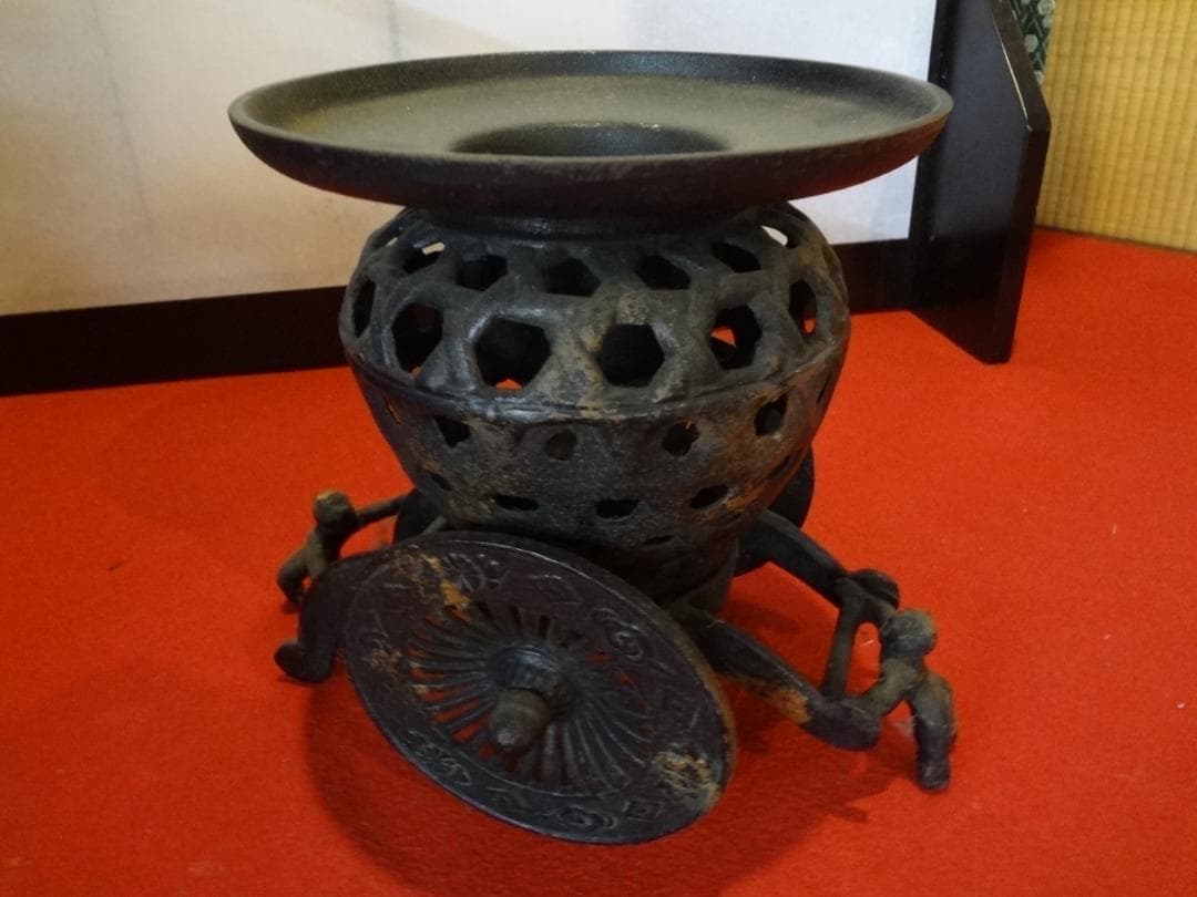 アンティーク・古美術　　　　花器・香炉・オブジェ・鉄器