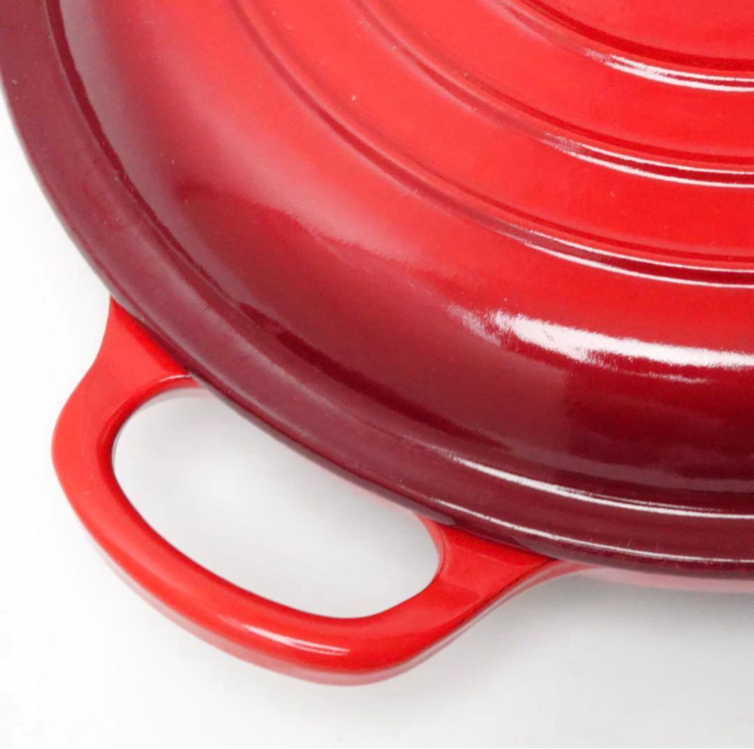 【美品】LE CREUSET　ビュッフェキャセロール　チェリーレッド　22cm