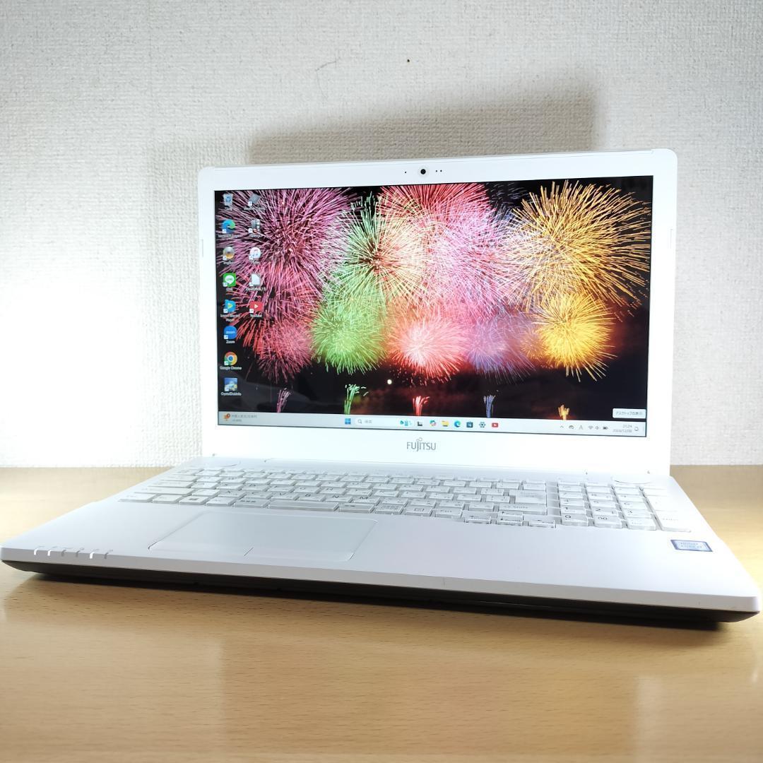 富士通 ノートパソコン Corei7 Windows11 SSD メモリ16GB