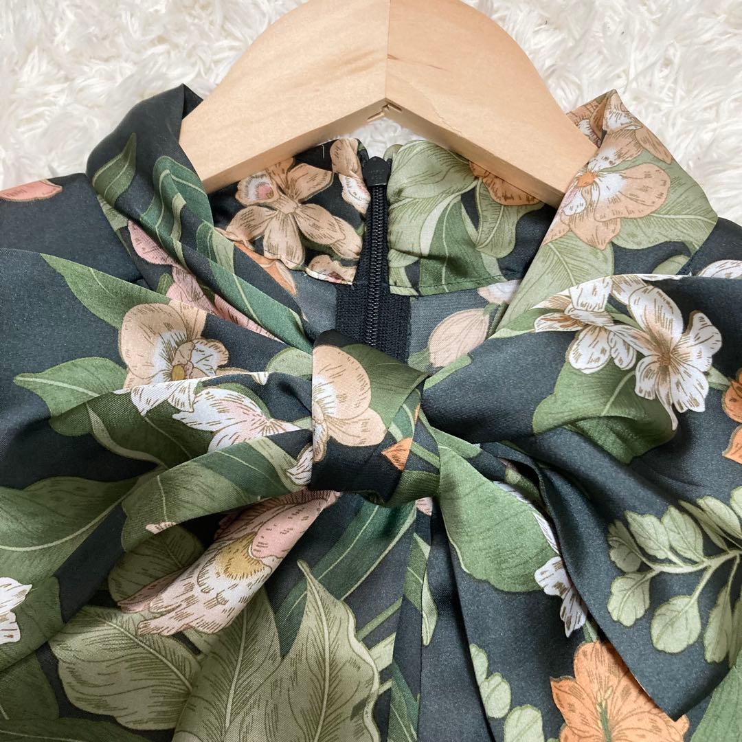 極美品✨ソブ 花柄プリントボウタイブラウス 2.7万 ボタニカル リボン 緑