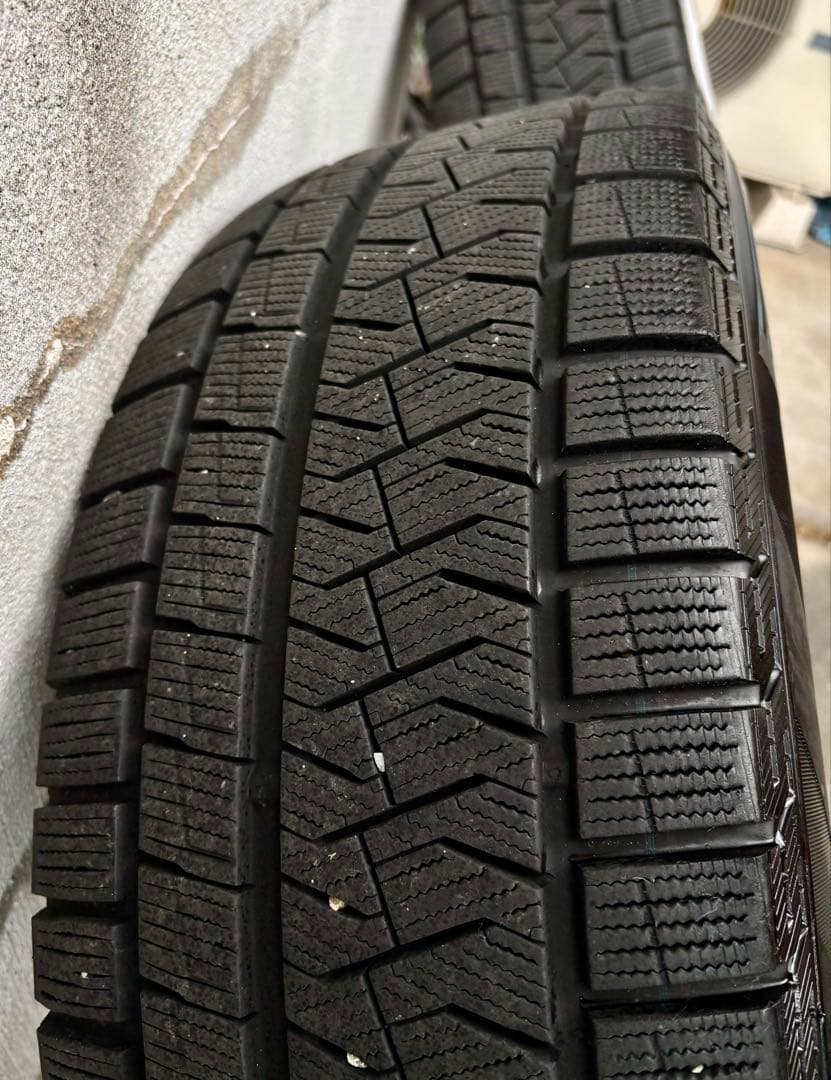 Volkswagen Tiguan 18インチ ホイール+スタッドレスセット