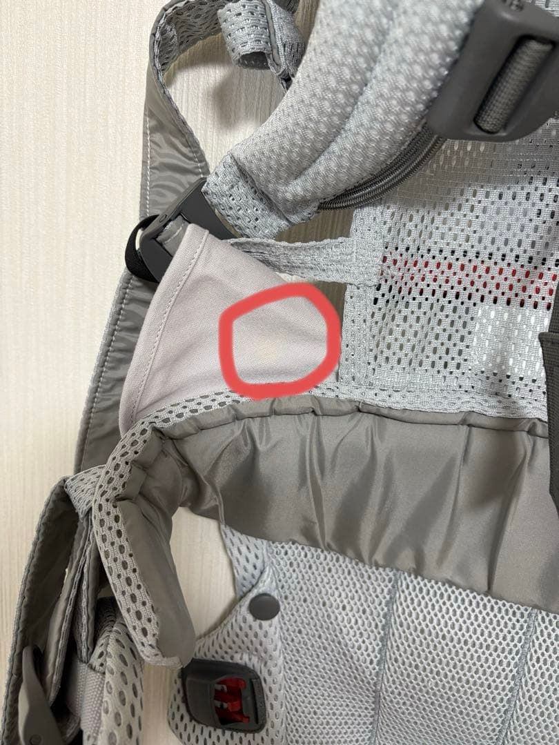 ベビービョルン　抱っこ紐　ベビーキャリアHARMONY シルバー