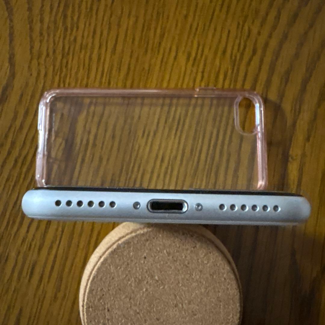 iPhoneSE (第2世代) ホワイト 美品　64GB SIMフリー