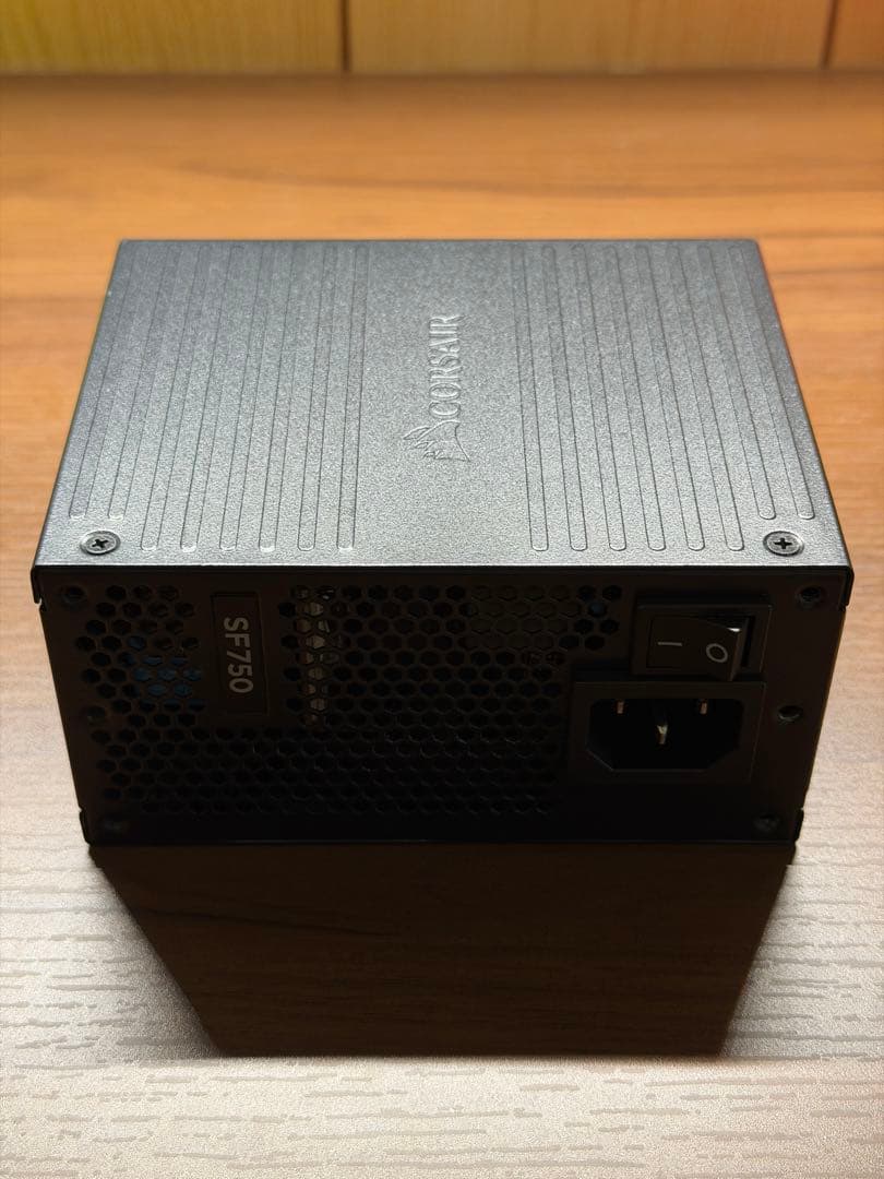コルセア CORSAIR SF750 Platinum 750W SFX電源