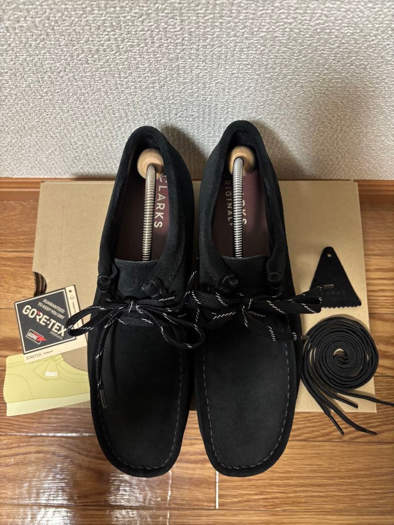 Clarks ワラビー　ブラック スエード GORE-TEX